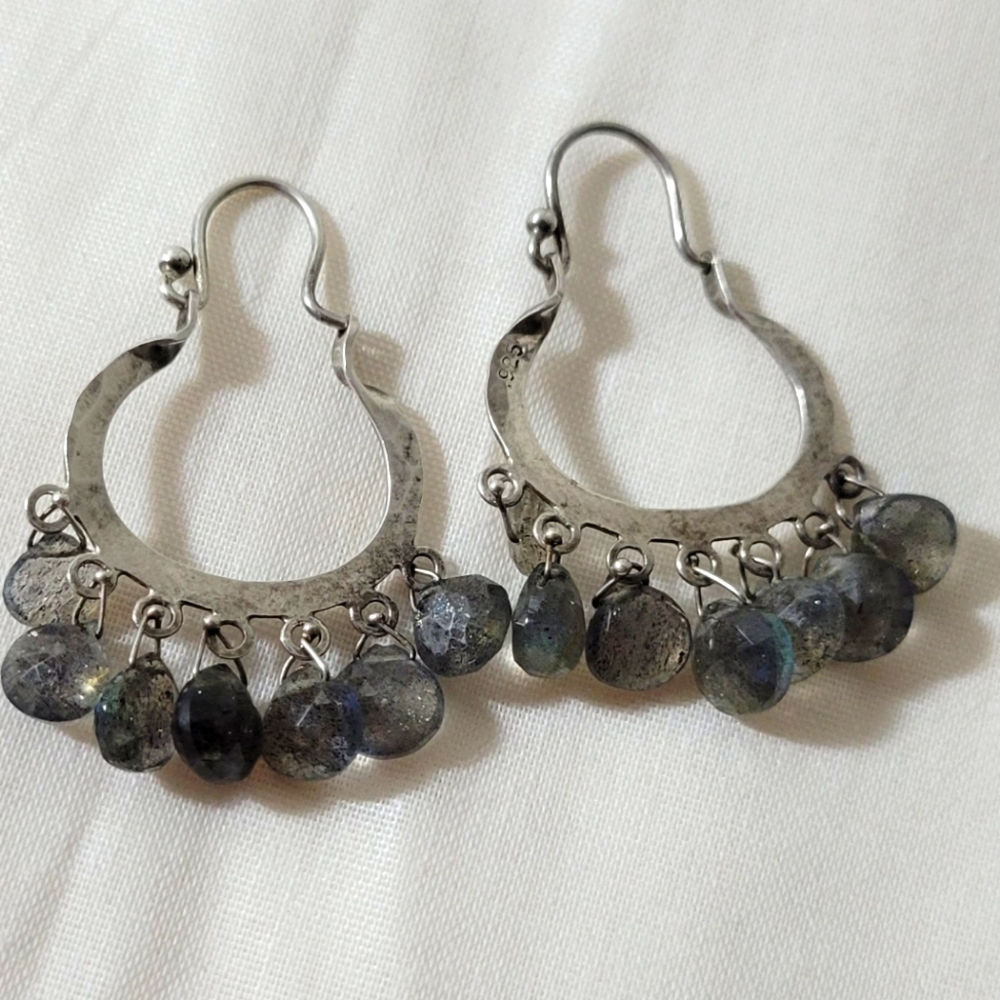❤ VINTAGE BEAUTIFUL EARRINGS